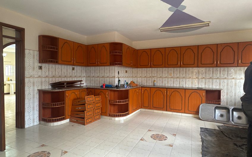Luxury 5-Bedroom All En-Suite House for Rent in Karen, Silanga Road – Prime Location Near Tangaza College & Kenya School of Law