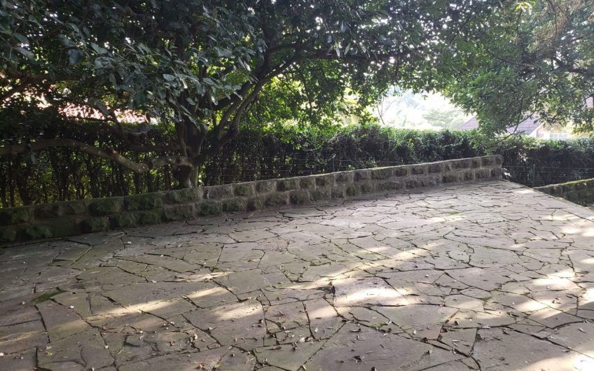 Luxury 2-Bedroom House for Rent in Karen on Half Acre Near Giraffe Centre – En-Suite, Spacious & Serene