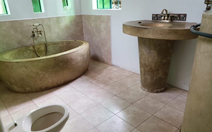 Luxury 2-Bedroom House for Rent in Karen on Half Acre Near Giraffe Centre – En-Suite, Spacious & Serene