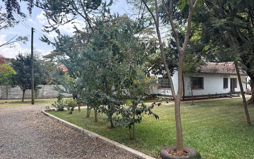 Spacious 3-Bedroom Home on 1 Acre with Private Gardens and DSQ in Karen Bomas