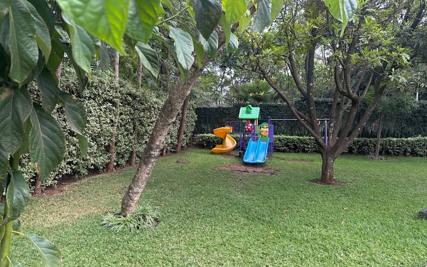 Elegant 4 Bedroom All En-Suite House with DSQ in Karen | Private Yard | Walk to The Hub | KES 180,000 Negotiable