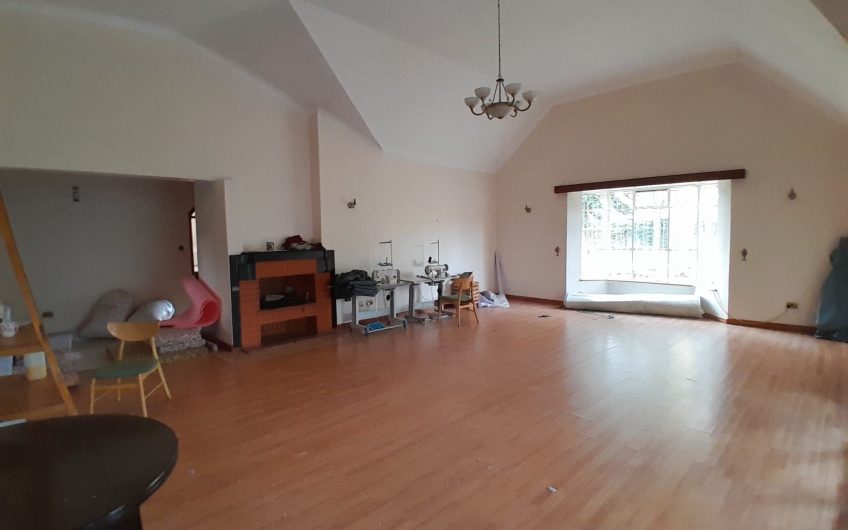 Spacious 5-Bedroom Maisonette with DSQ on Half-Acre Compound in Karen Bogani Road