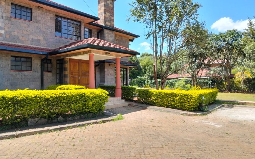 Luxury 5 Bedroom All-EnSuite House with DSQ on Half-Acre Private Garden in Karen Miotoni – Walk to The Hub
