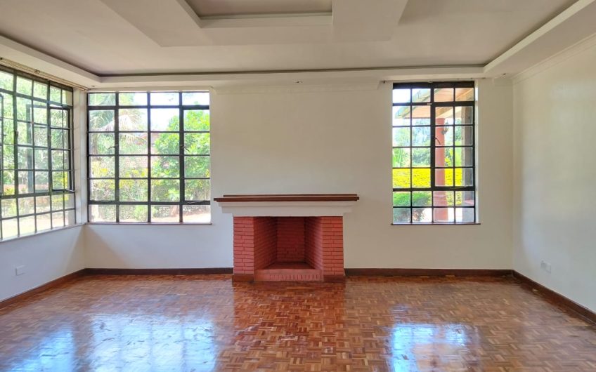 Luxury 5 Bedroom All-EnSuite House with DSQ on Half-Acre Private Garden in Karen Miotoni – Walk to The Hub