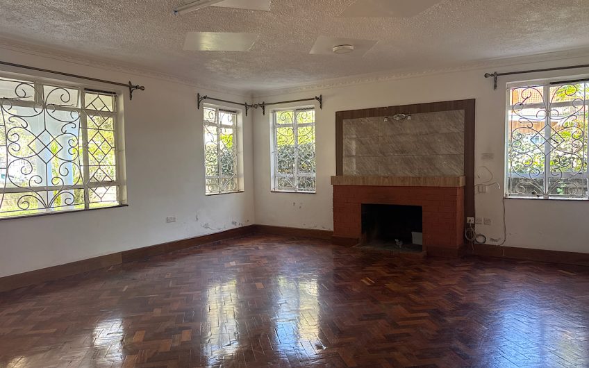 Spacious 4 Bedroom All En-Suite House with DSQ in Karen Hardy – Private Yard | 200K