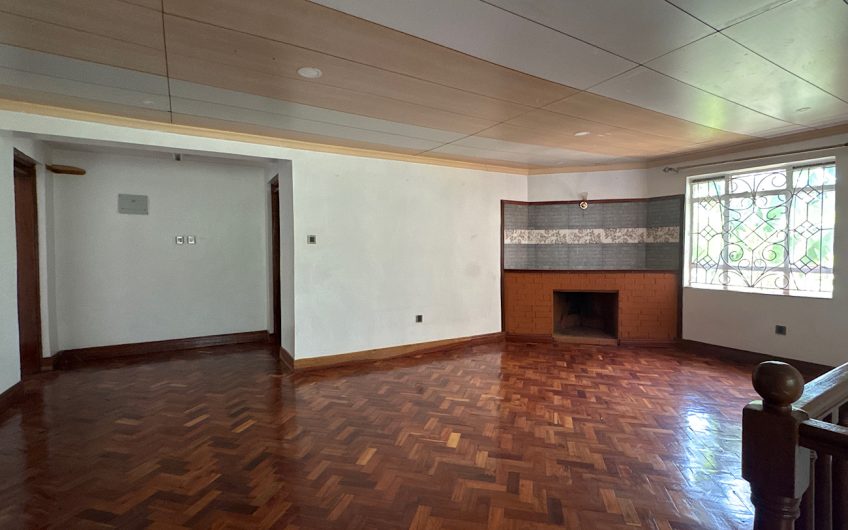 Spacious 4 Bedroom All En-Suite House with DSQ in Karen Hardy – Private Yard | 200K