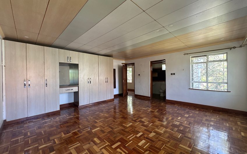 Spacious 4 Bedroom All En-Suite House with DSQ in Karen Hardy – Private Yard | 200K