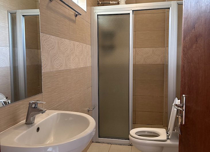 Luxurious 5-Bedroom All En-suite Family Home for Rent in Karen Hardy