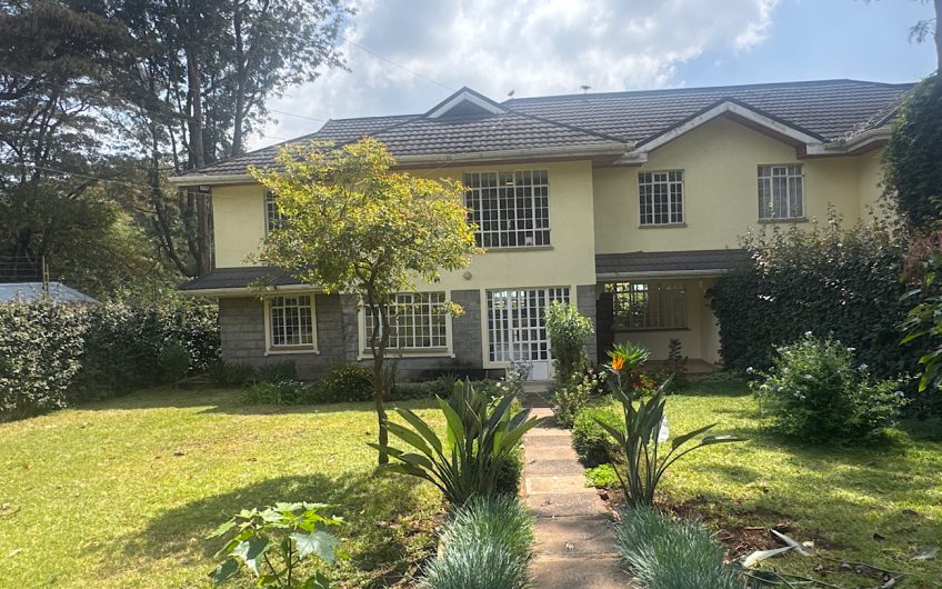 Luxurious 5-Bedroom All En-suite Family Home for Rent in Karen Hardy